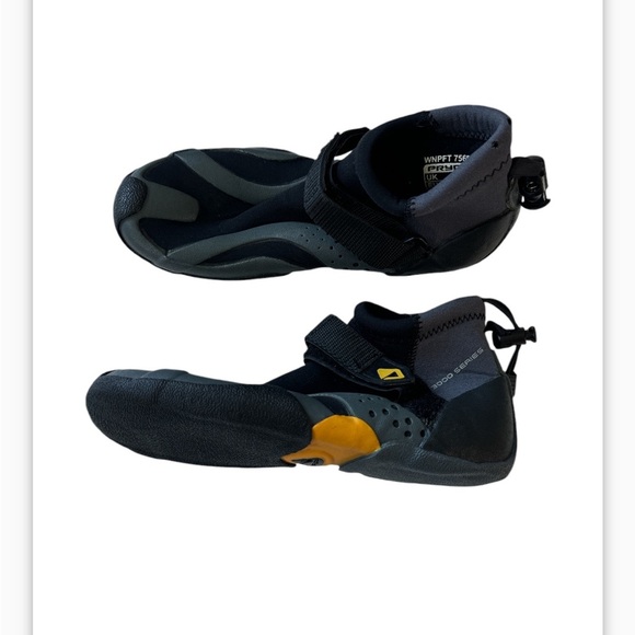 Neil Pryde 3000 Series water shoes Sports athletic wear size 7 main image 5